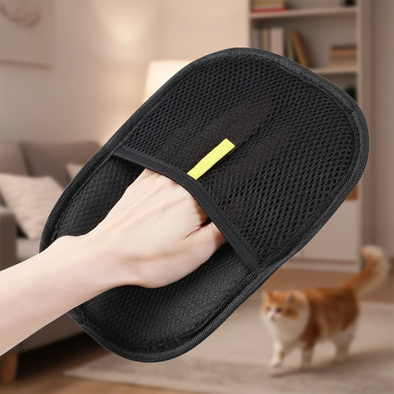 Guanto antidispersione peli gatto - Toelettatura e rimozione peli